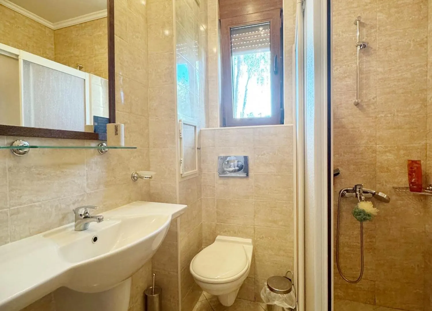 Stunning 2-Bed Apartment In Sozopol Bulgaria